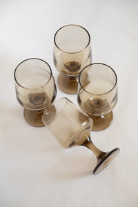 Set of 4 Smoke Wine Glasses